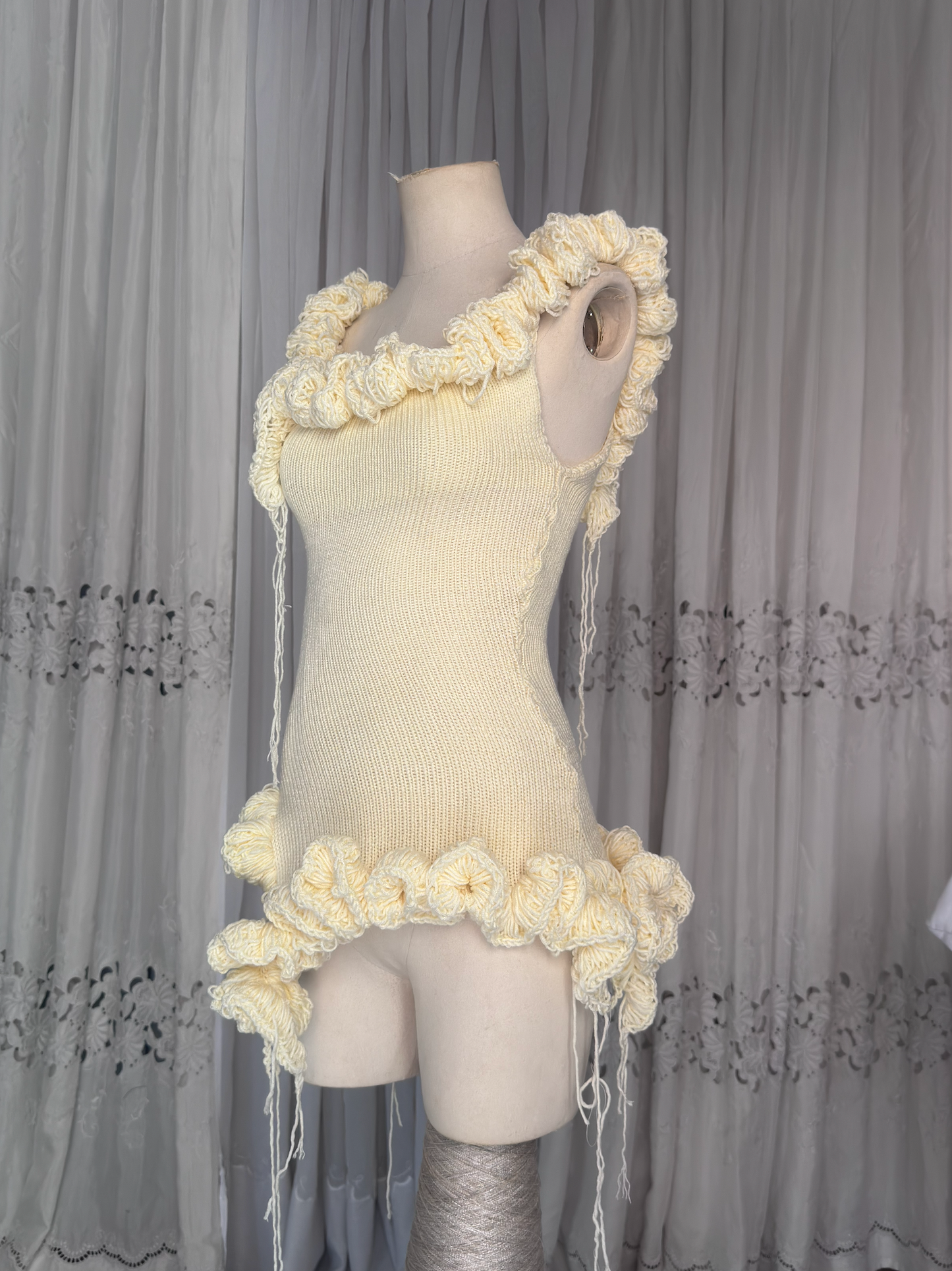 MOSS TOP