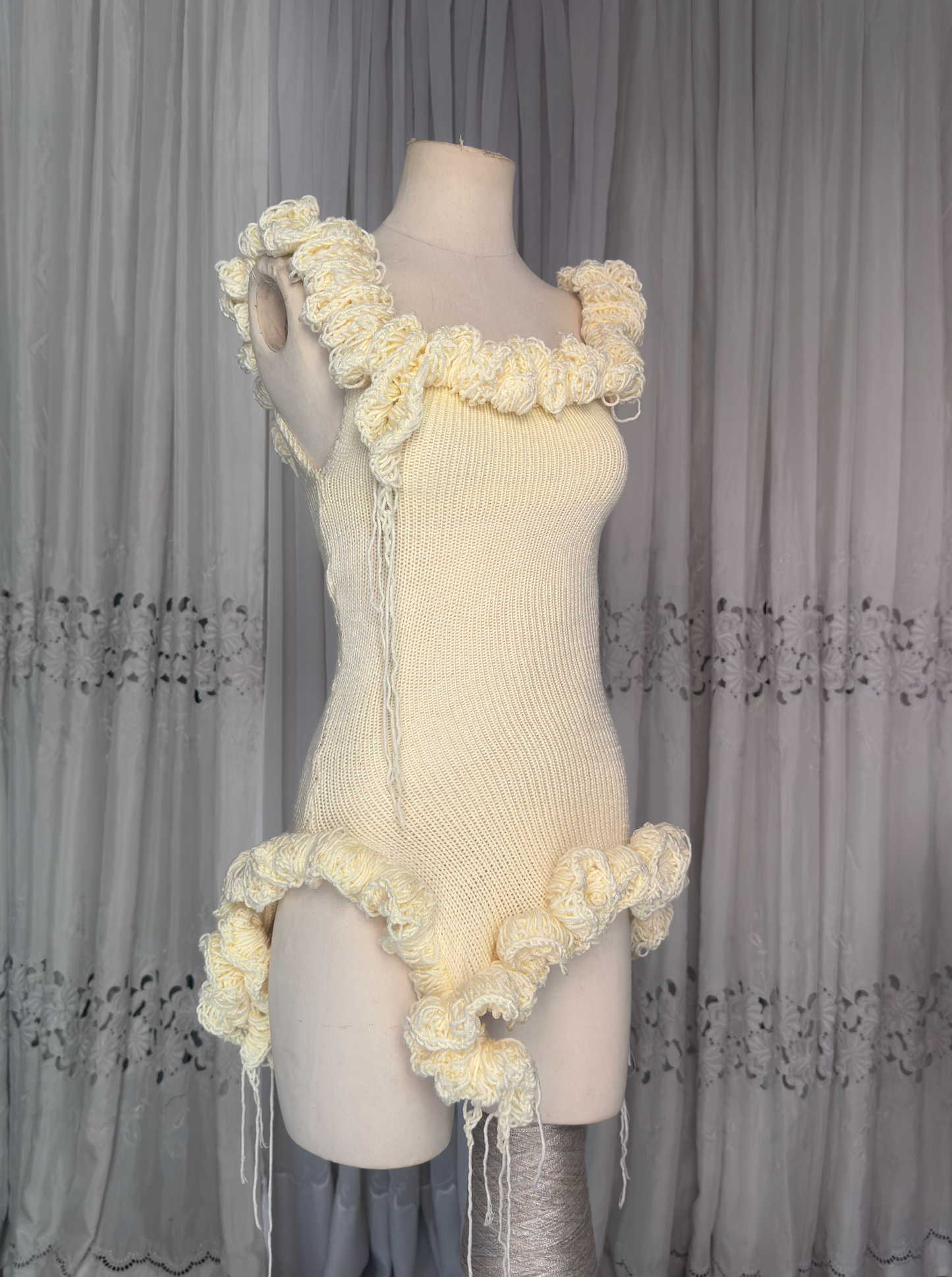 MOSS TOP